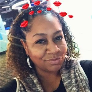 Meet your Posher, Kyla